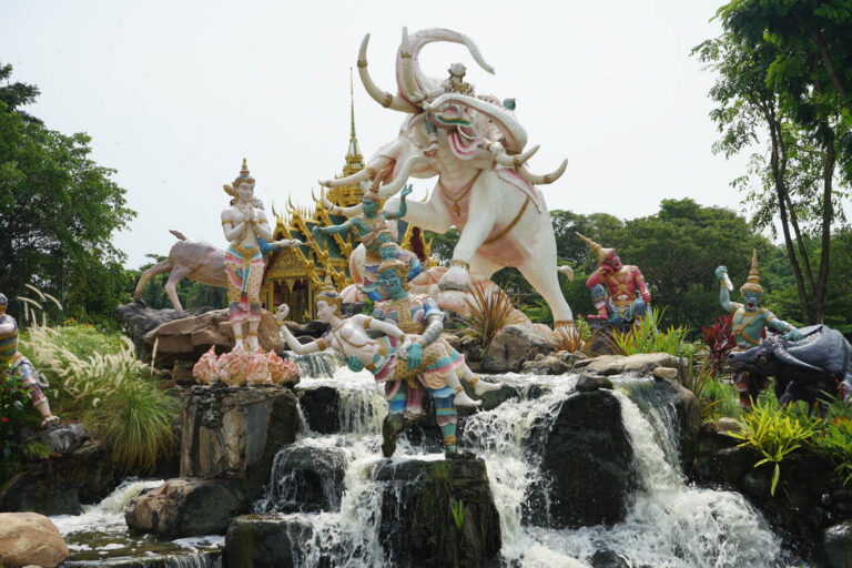 暹羅古城 76 府 Acient City Bangkok 值得去嗎? 門票交通、餐廳 & 泰服租借介紹 -Muang Boran Museum